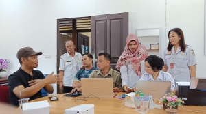 DPMPTSP Kabupaten Sintang Laksanakan Peningkatan Kapasitas KAIN IKAT dan Layanan Perizinan UMK di Kecamatan Sungai Tebelian