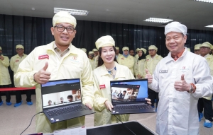 Deputy Minister of Investment Attends Launch of Lenovo Products Meeting Local Content Requirements in Batam